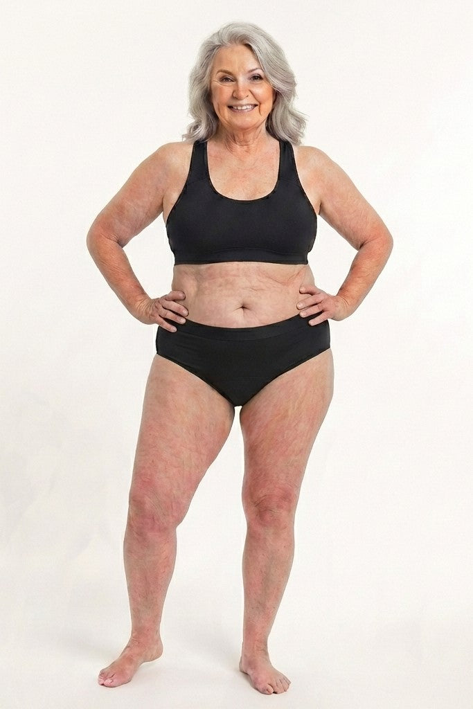 444 Studios Elva inkontinens-trusser på model, mid rise, 90 ml, sort, forfra